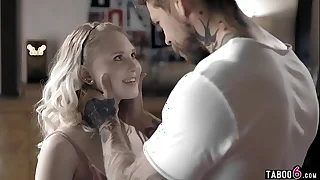 3952 blonde porn videos